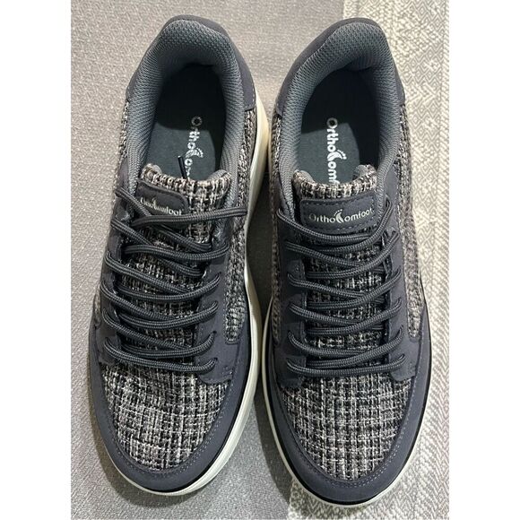 OrthoComfoot Women's Orthopedic Fashion Sneaker - Picture 2 of 7